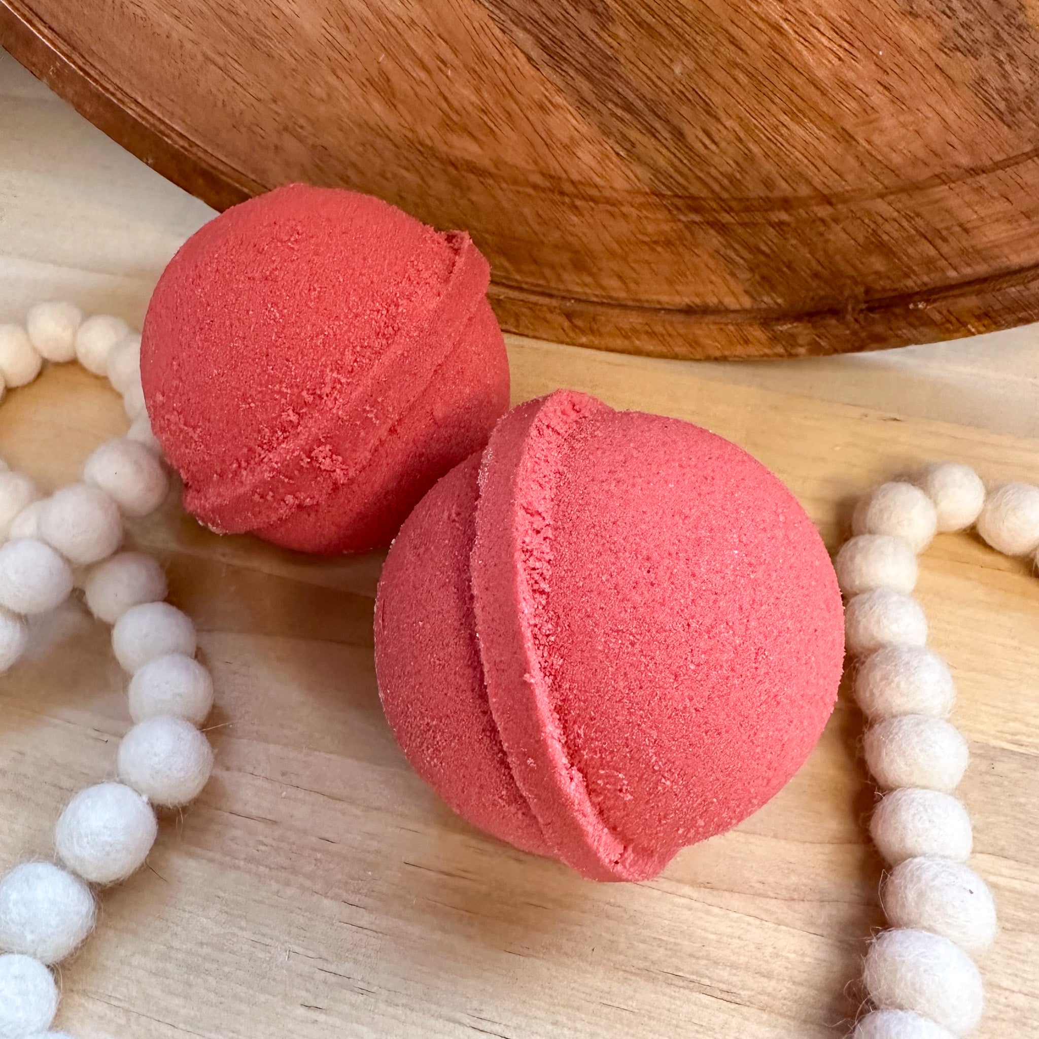 Cranberry Crush | Bath Bomb | with goat milk | 4.5 ounce