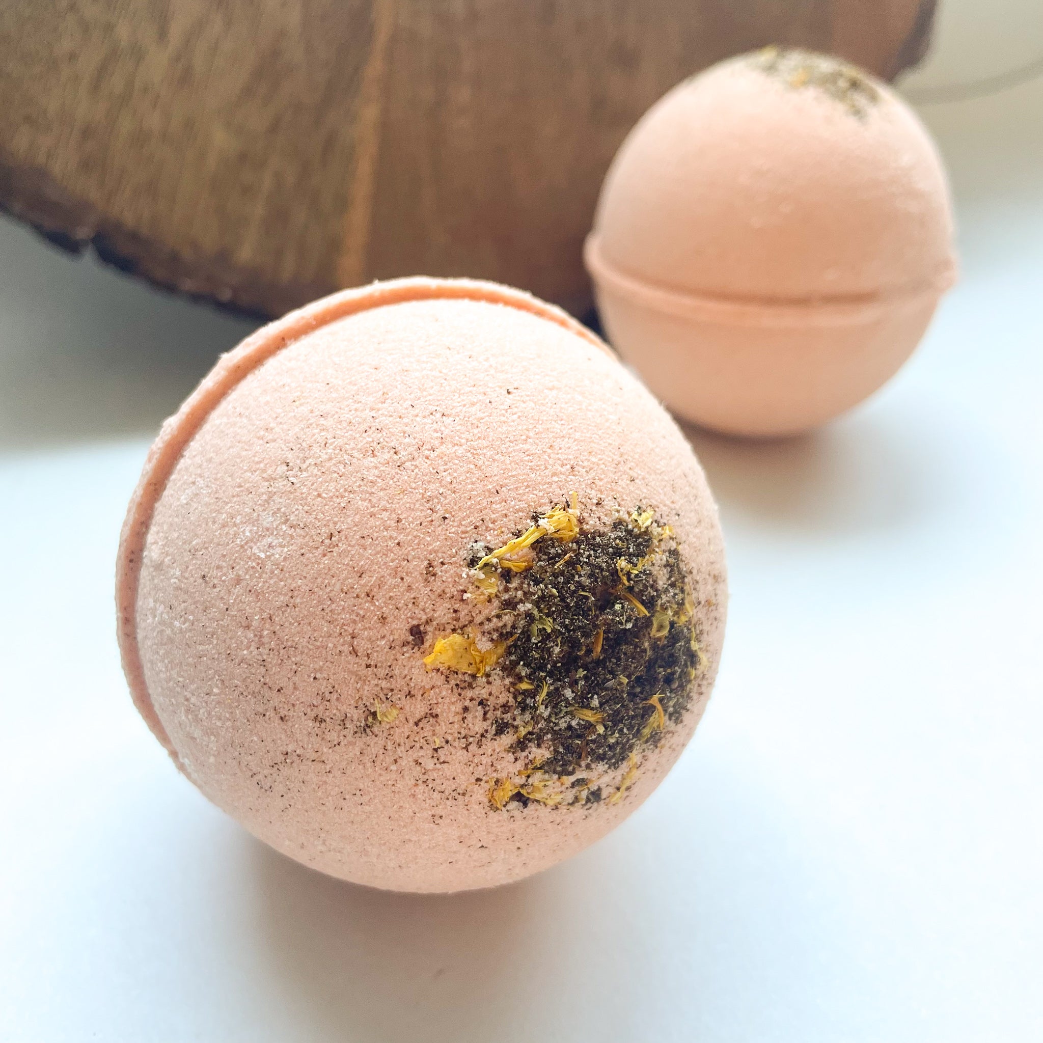 Palo Santo Bath Bomb | with goat milk & red moroccan clay | 4.5 ounce