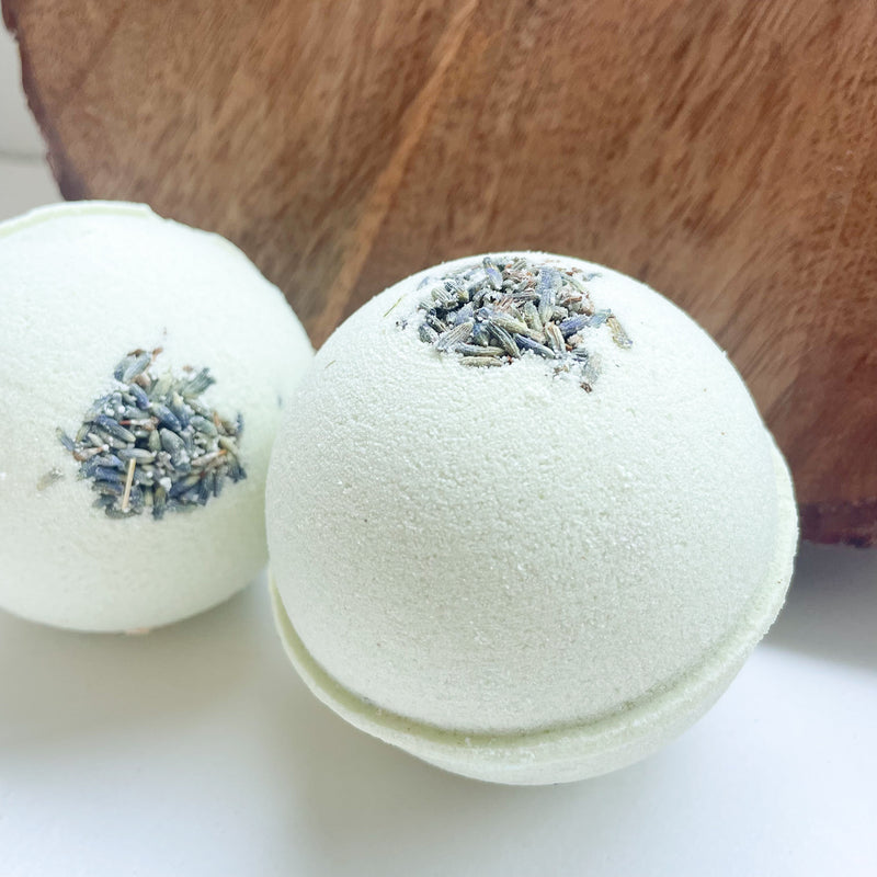 White Tea Bath Bomb | with goat milk & french green clay | 7.5 ounce