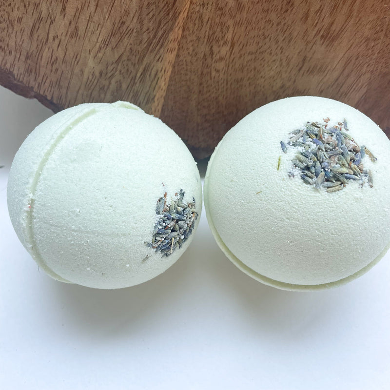 White Tea Bath Bomb | with goat milk & french green clay | 7.5 ounce